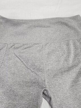 Fabletics Leggings Womens L Gray Seamless Cropped Pointelle Athletic Workout